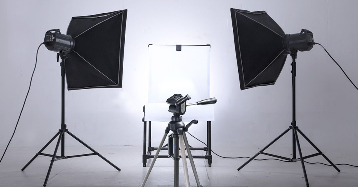 Equipment for clothing photography